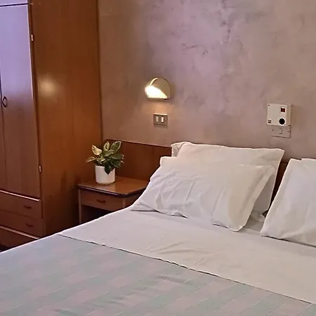 호텔 Samoa 3*