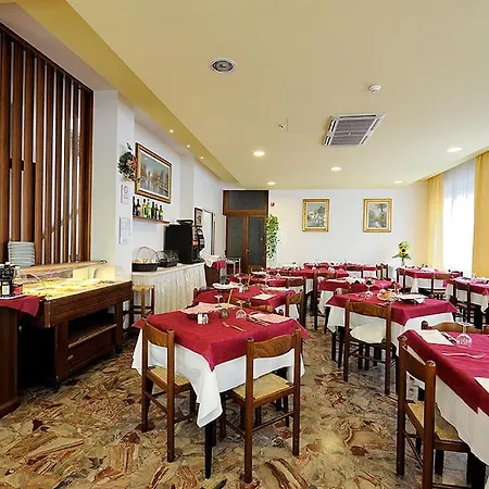 ホテル Samoa リミニ