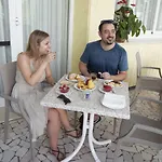 Samoa מלון רימיני